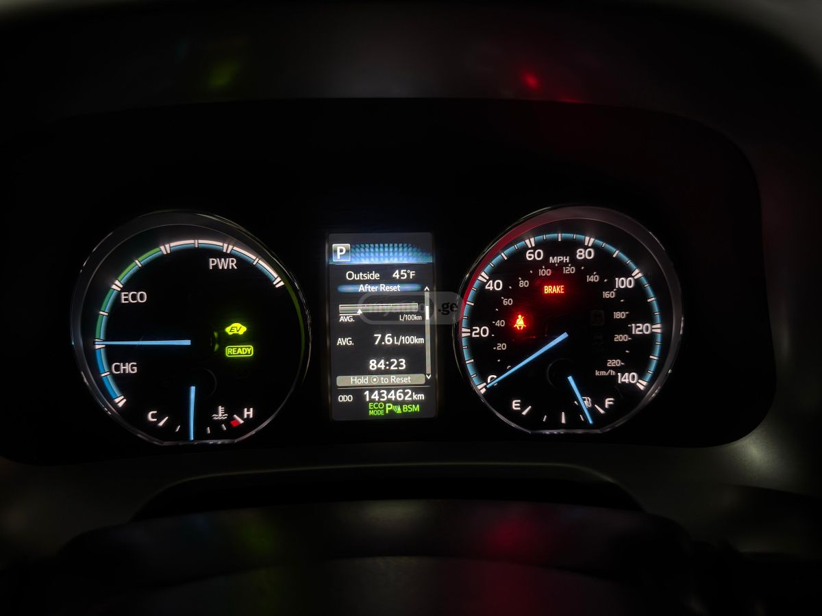 Toyota RAV 4 - фото 14