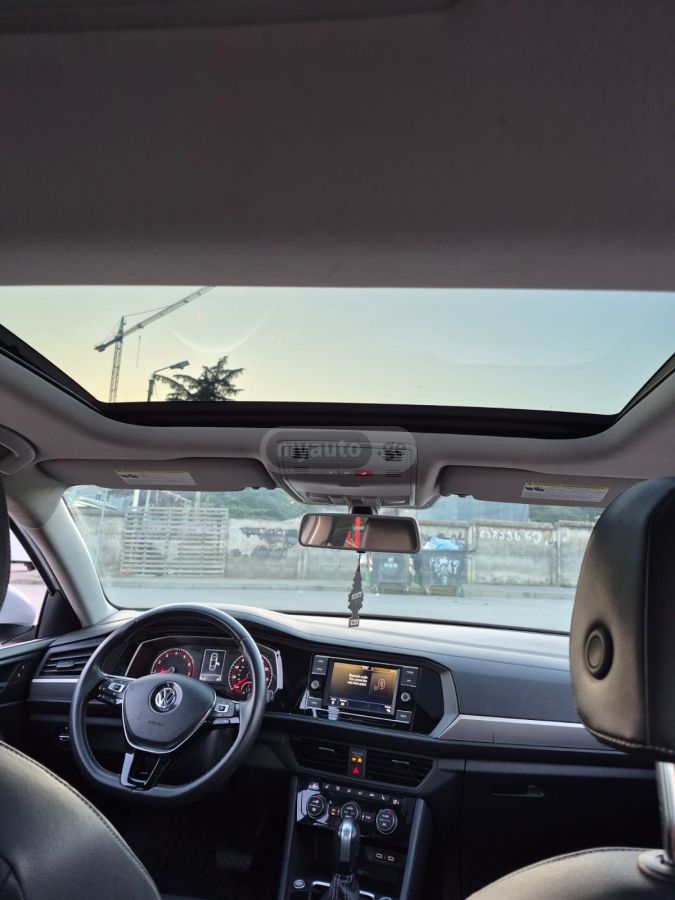 Volkswagen Jetta - фото 13