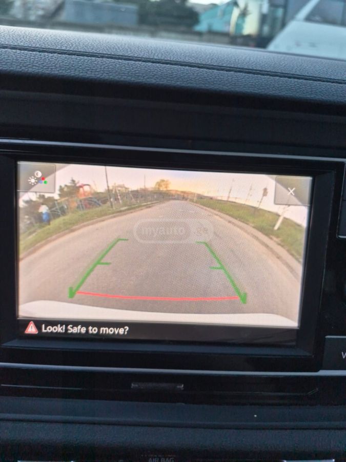 Volkswagen Jetta - фото 5