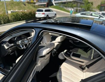 Mercedes-BenzS 63 AMG2019