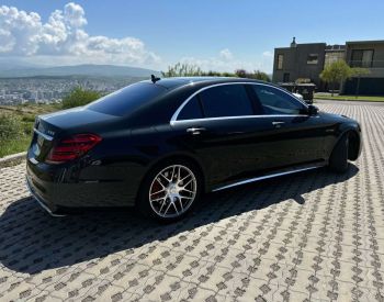 Mercedes-BenzS 63 AMG2019