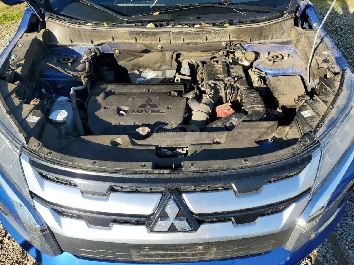 Mitsubishi Outlander Sport - фото 10