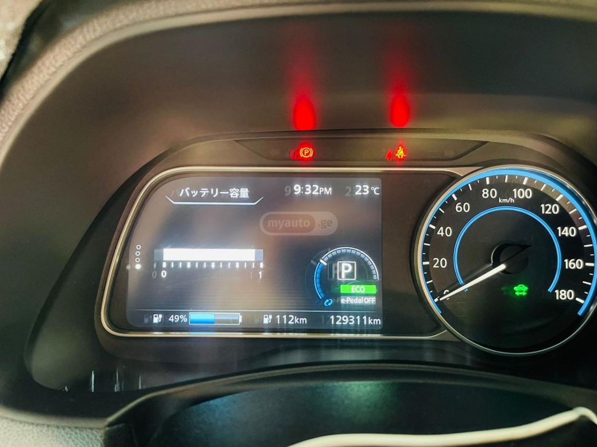 Nissan Leaf - фото 6