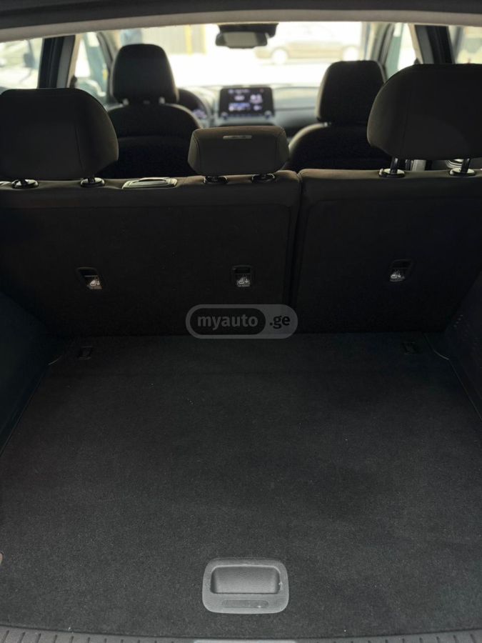 Hyundai Kona - фото 9