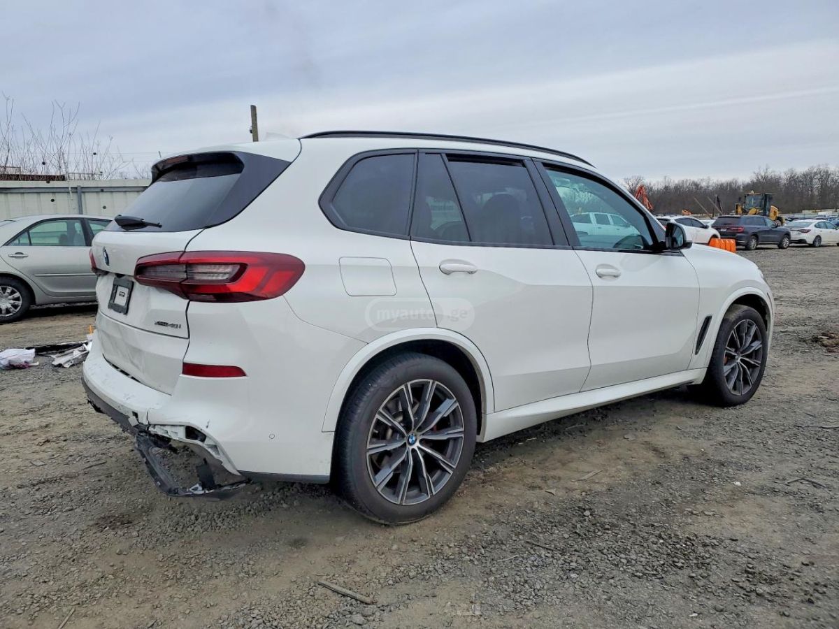 BMW X5 - фото 3