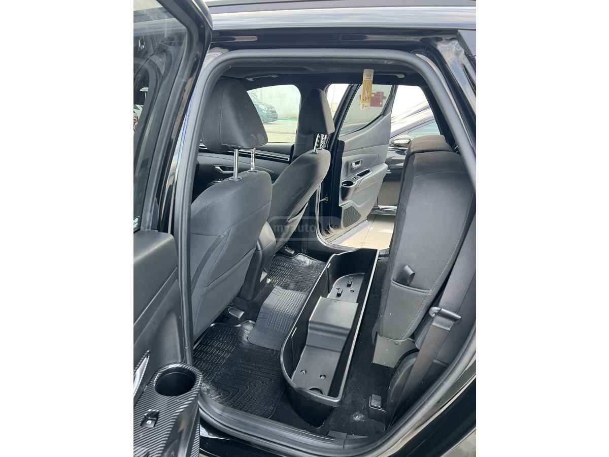 Hyundai Limited 4dr All-Wheel Drive Au — миниатюра 11