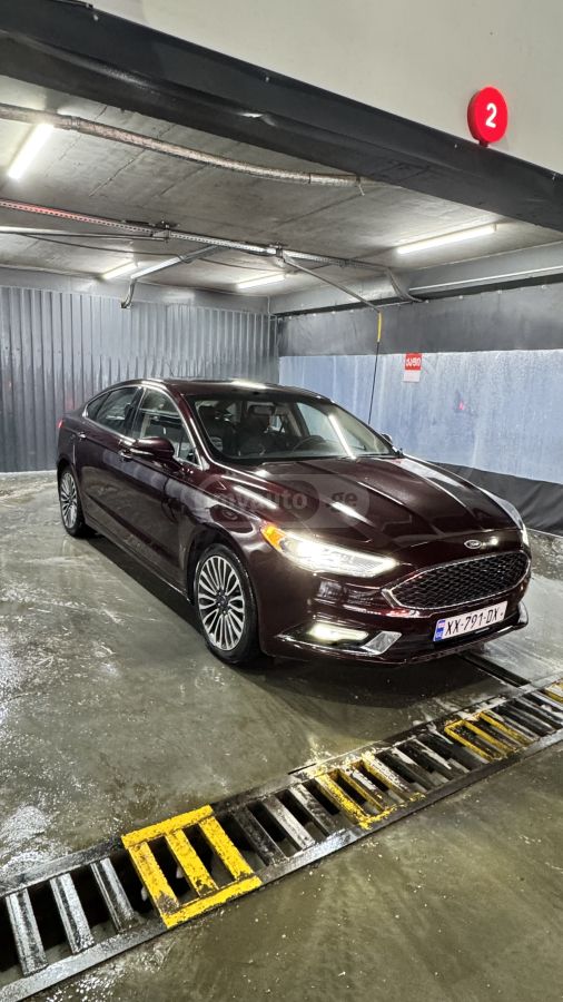 Ford Fusion - фото 1