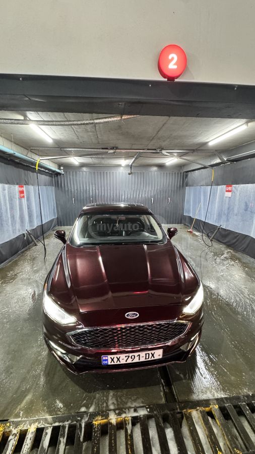 Ford Fusion - фото 2