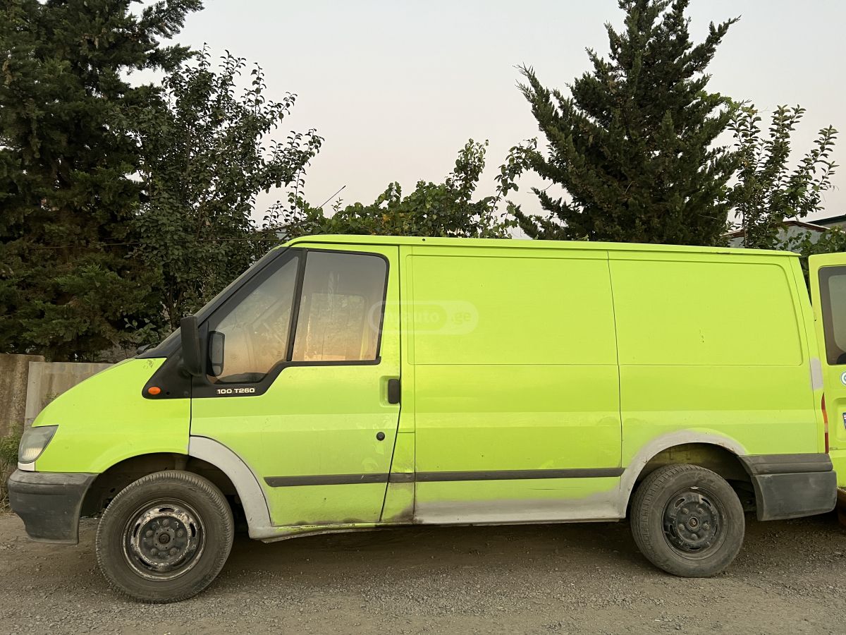 FordTransit2005