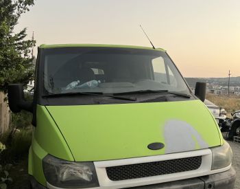 FordTransit2005