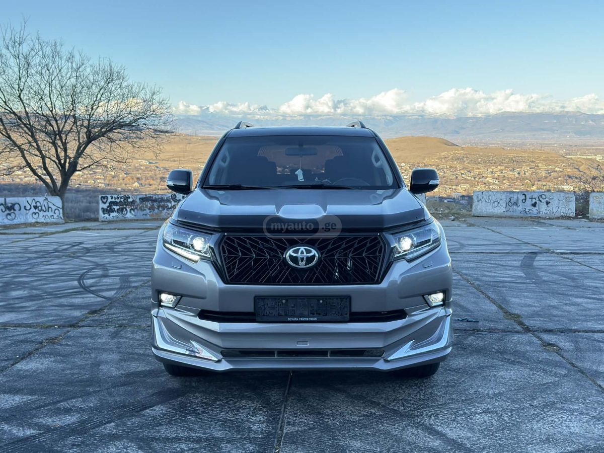 Toyota Land Cruiser Prado - фото 2