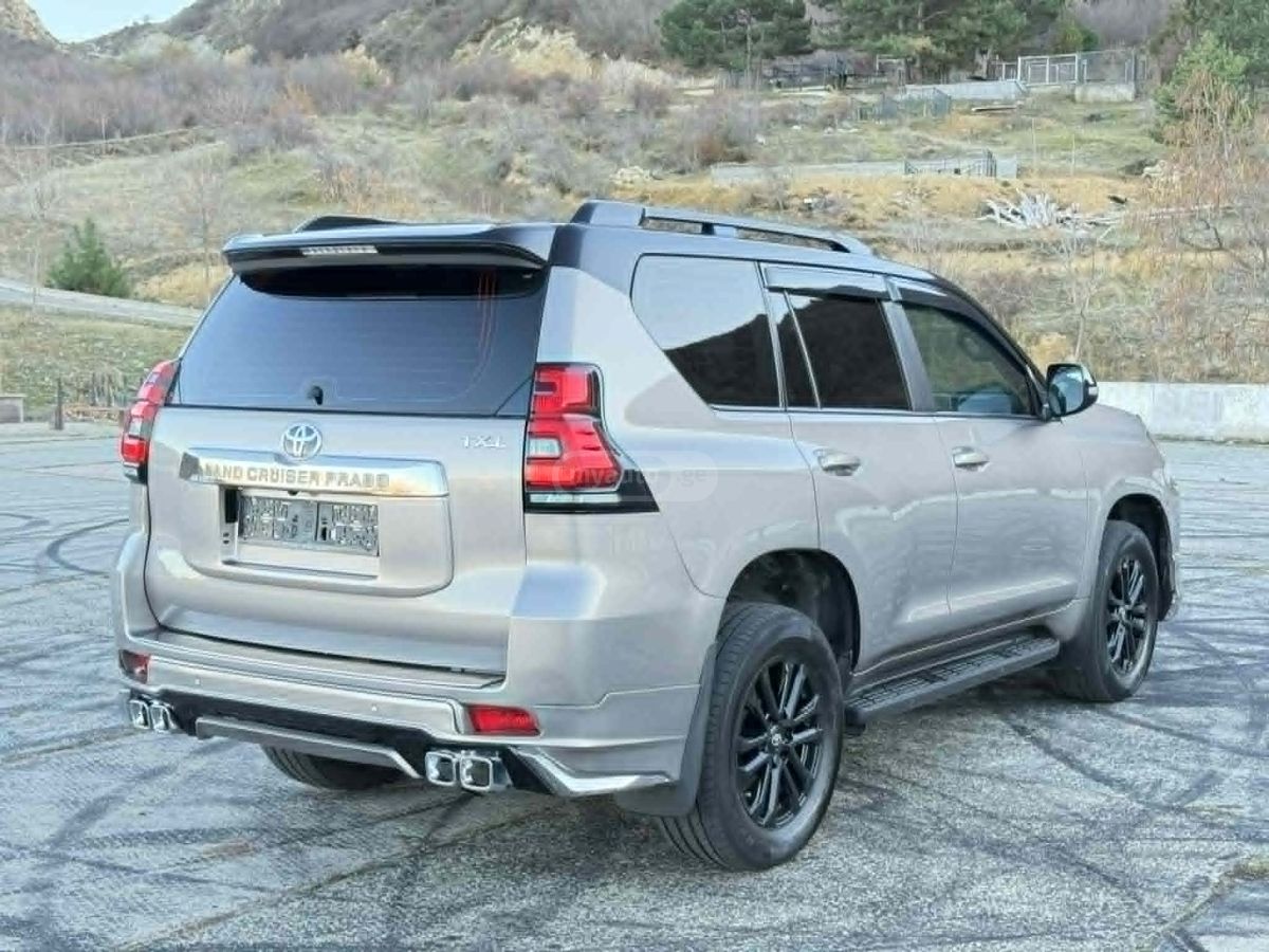 Toyota Land Cruiser Prado - фото 5
