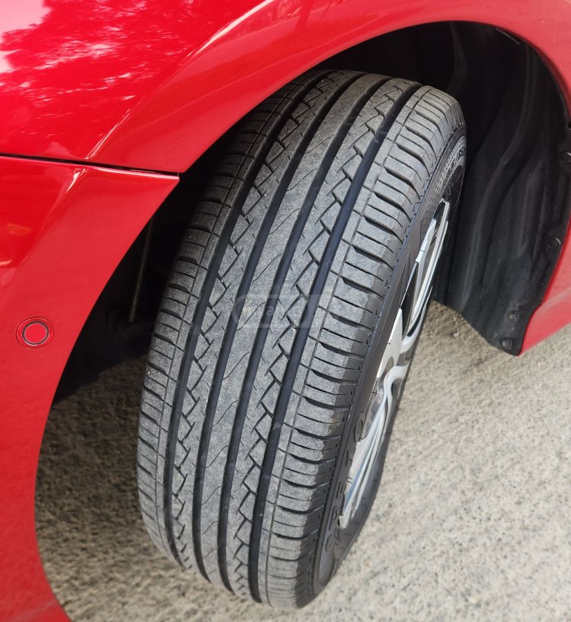 Toyota Prius - фото 4