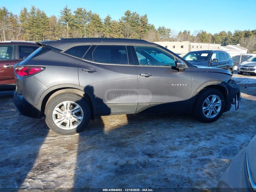 Chevrolet Blazer 2021 — миниатюра 12