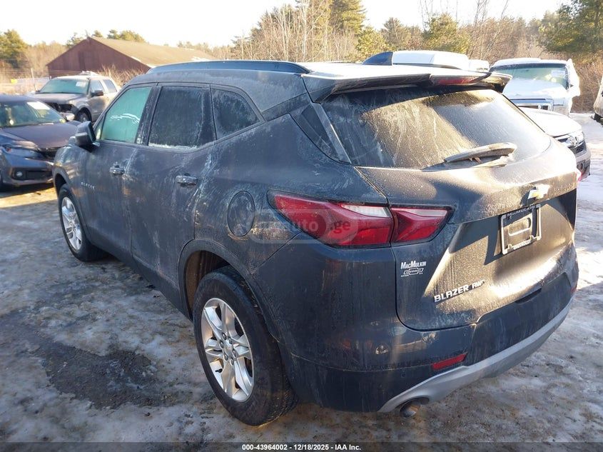 Chevrolet Blazer 2021 — миниатюра 3