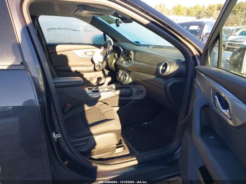 Chevrolet Blazer 2021 — миниатюра 5