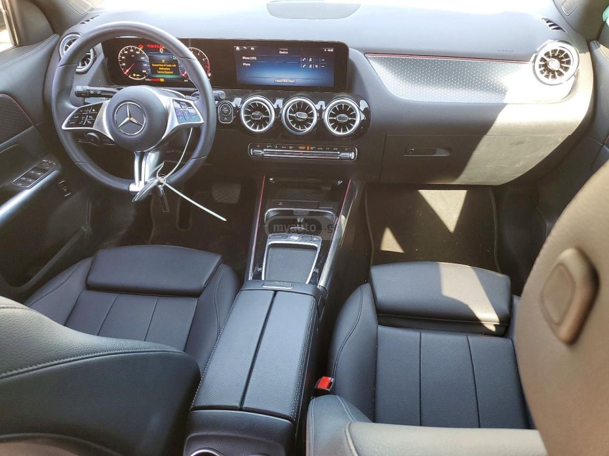 Mercedes-Benz GLA 250 - фото 8