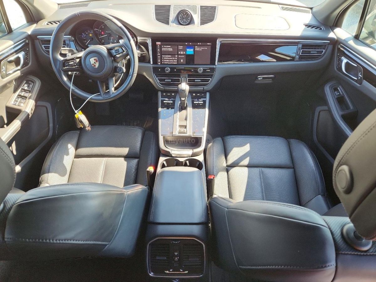 Porsche Macan 2023 — миниатюра 8