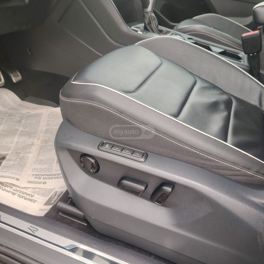 Volkswagen SEL premium — миниатюра 13