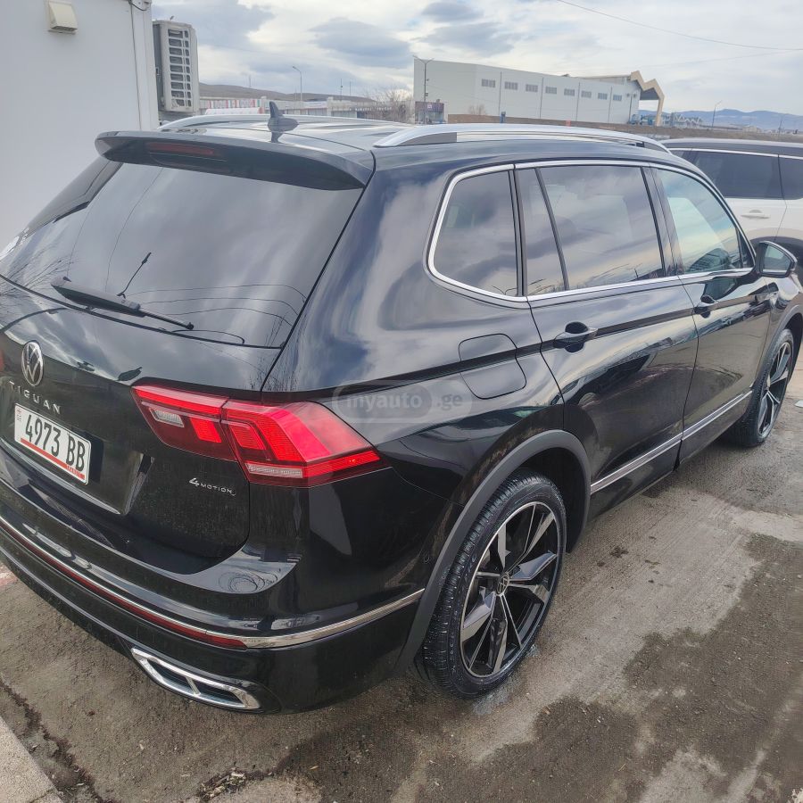 Volkswagen SEL premium — миниатюра 4