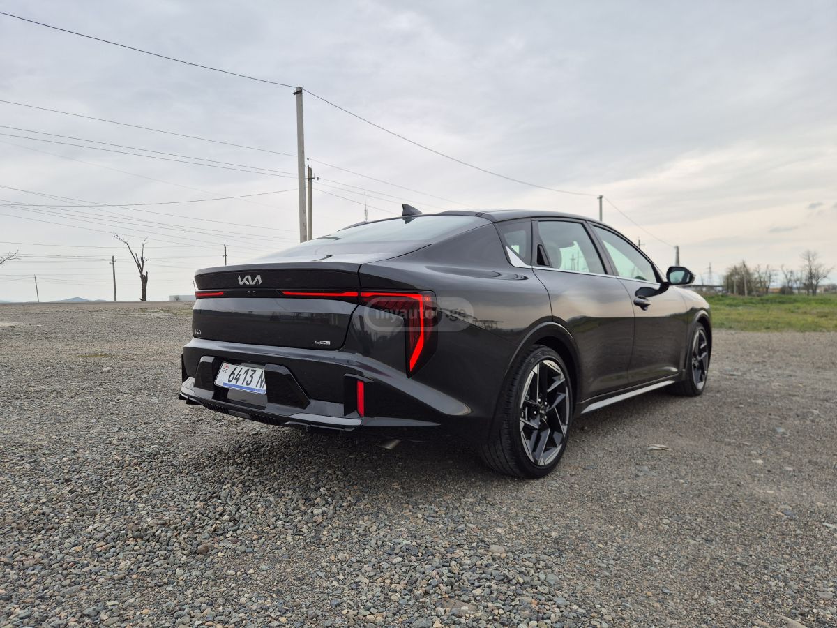 Kia K4 - фото 4