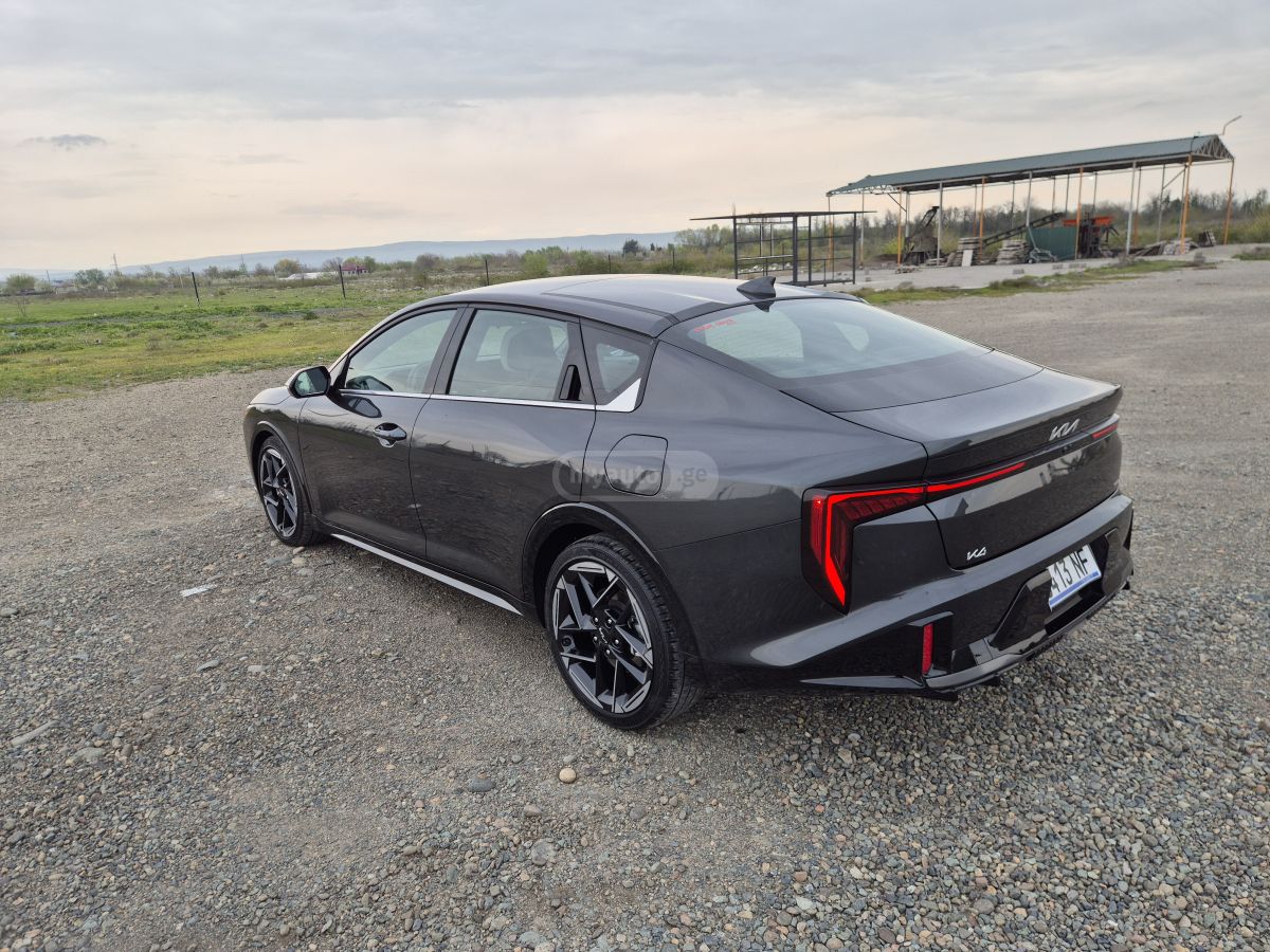 Kia K4 - фото 7