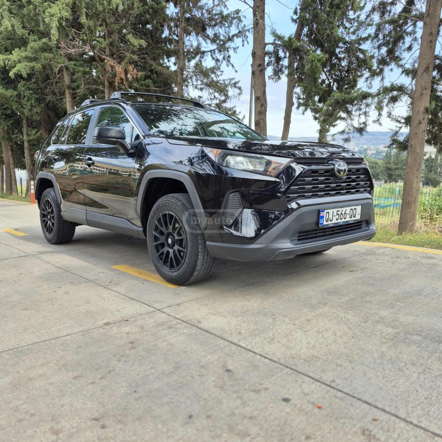 Toyota LE 4dr All-Wheel Drive Automat — миниатюра 12