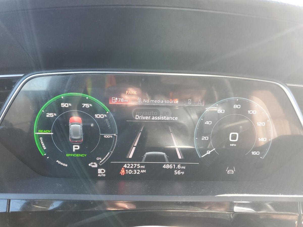 Audi S line Premium 4dr All-Wheel D — миниатюра 11