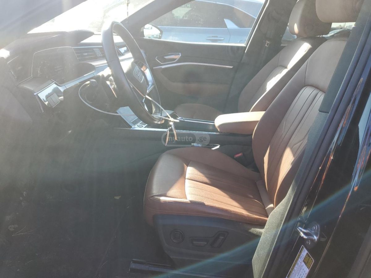 Audi S line Premium 4dr All-Wheel D — миниатюра 6