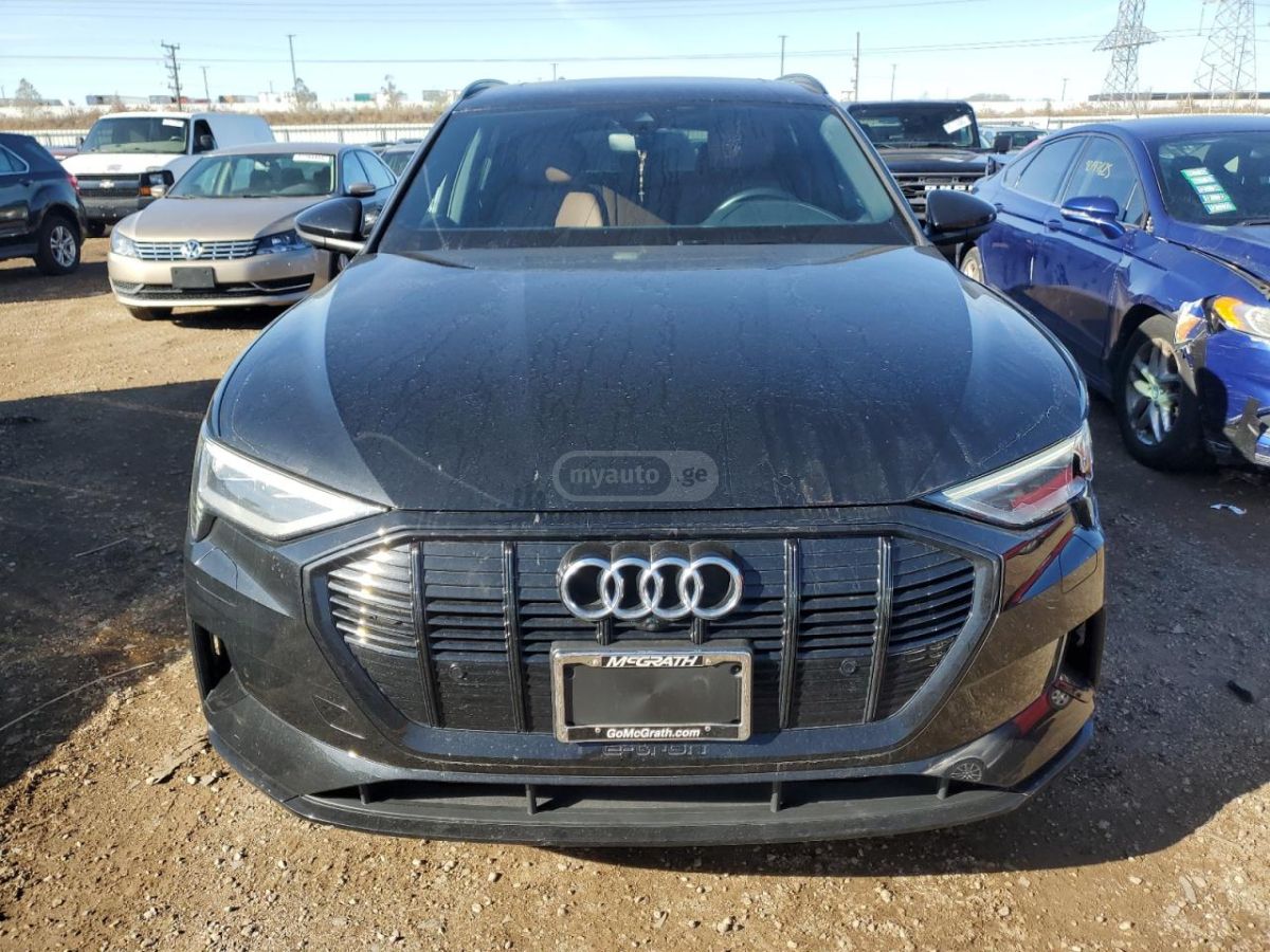 Audi S line Premium 4dr All-Wheel D — миниатюра 8