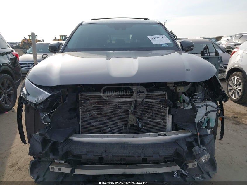 Toyota Highlander - фото 12