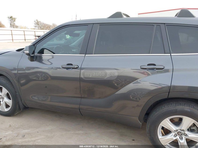 Toyota Highlander - фото 14