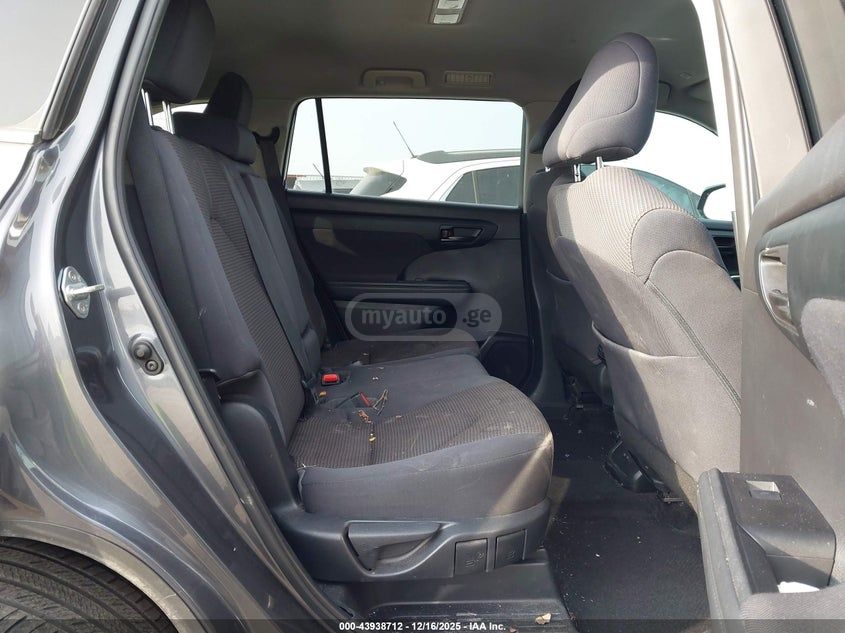 Toyota Highlander - фото 8