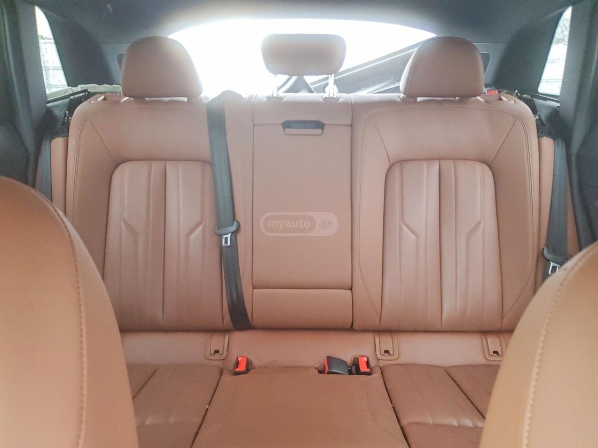 Audi Q8 2024 — миниатюра 10