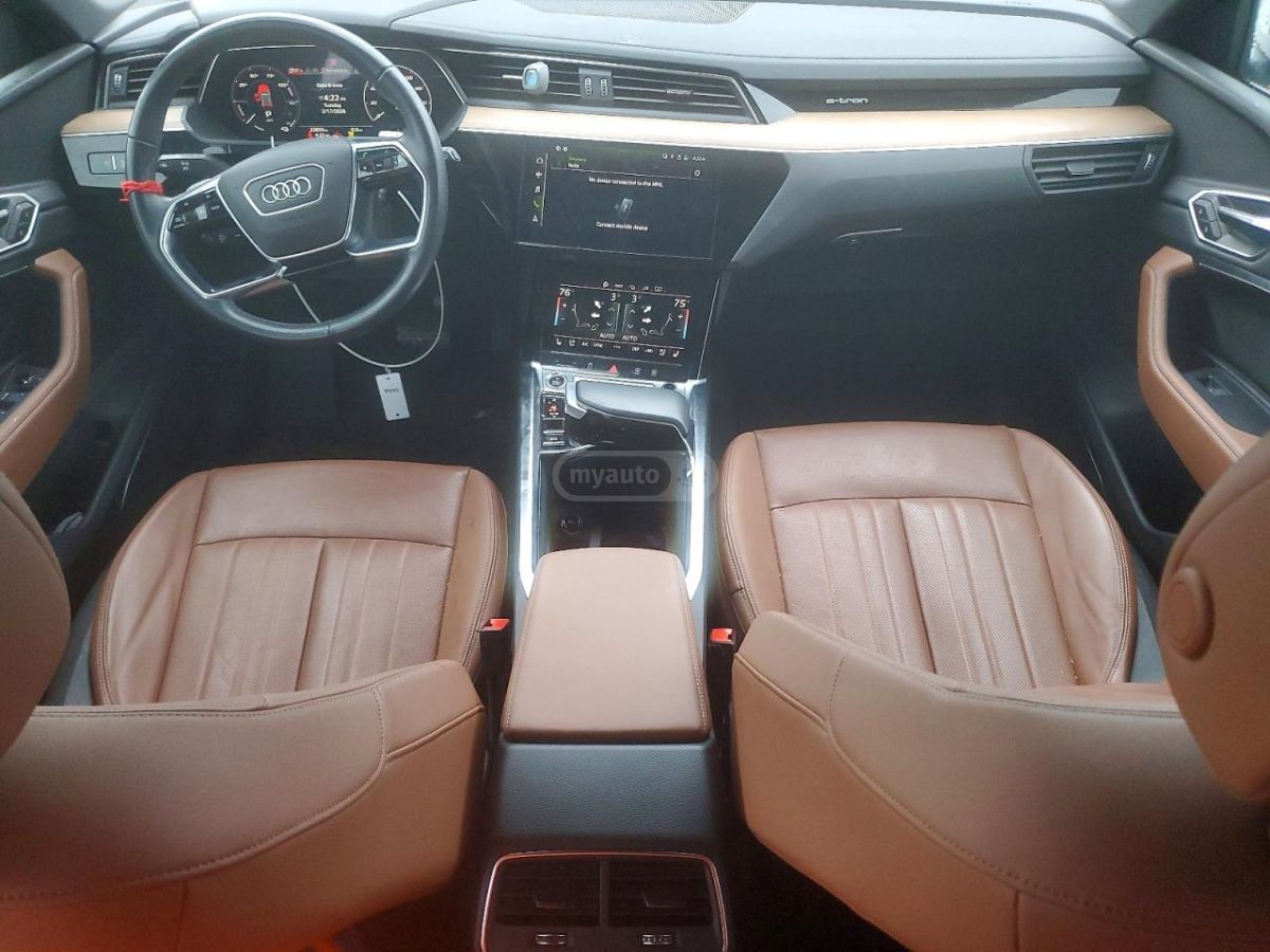 Audi Q8 2024 — миниатюра 8