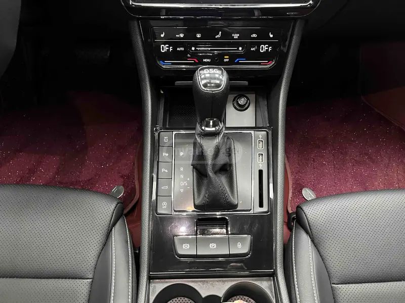 Skoda Superb 2024 — миниатюра 10