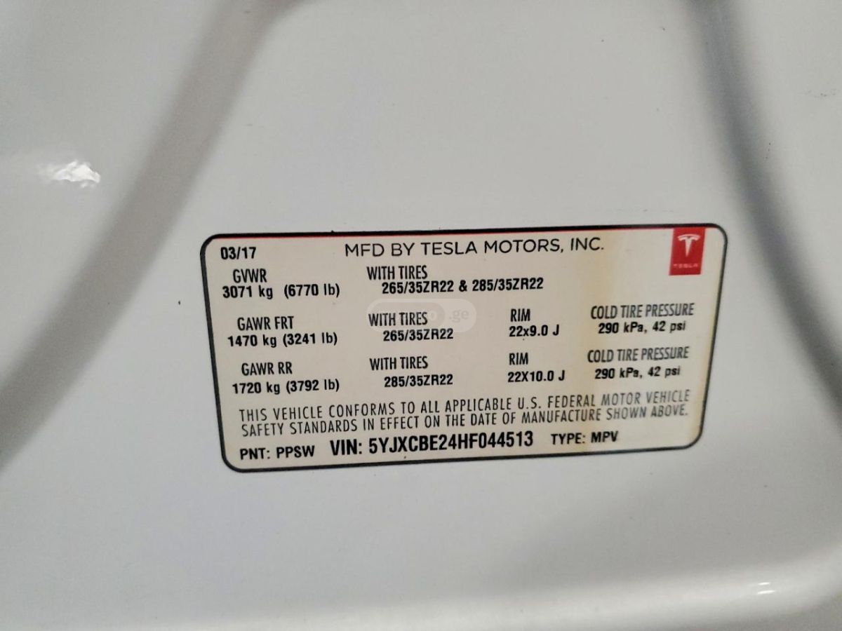 Tesla Model X - фото 14