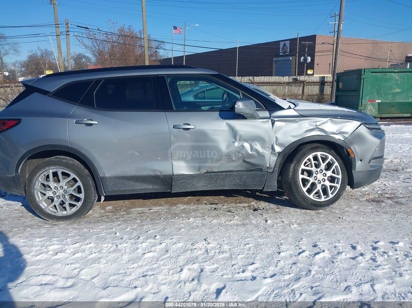 Chevrolet Blazer 2024 — миниатюра 13