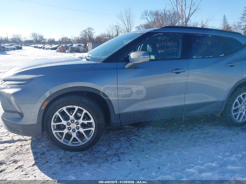 Chevrolet Blazer 2024 — миниатюра 14