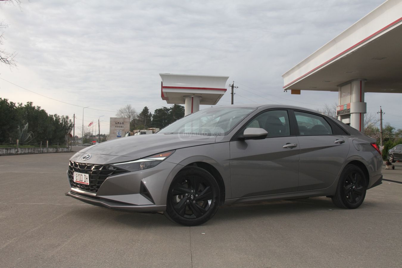 Hyundai Elantra - фото 8