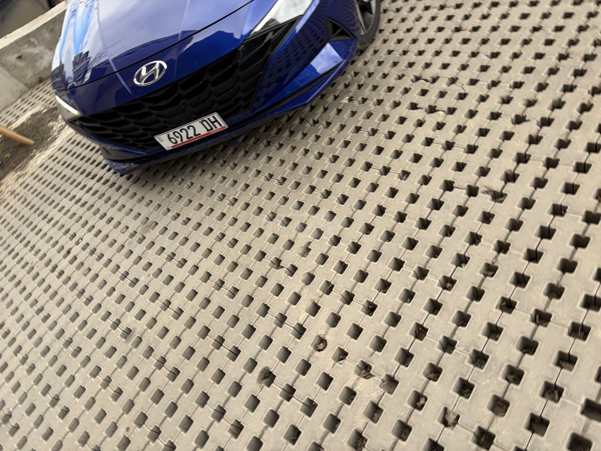 Hyundai SE 4dr Sedan CVT — миниатюра 3