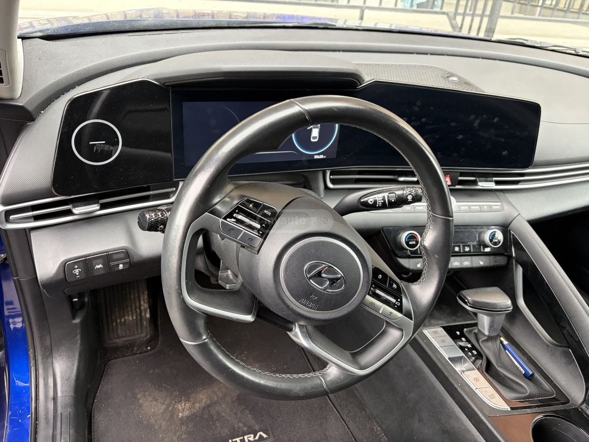 Hyundai SE 4dr Sedan CVT — миниатюра 9