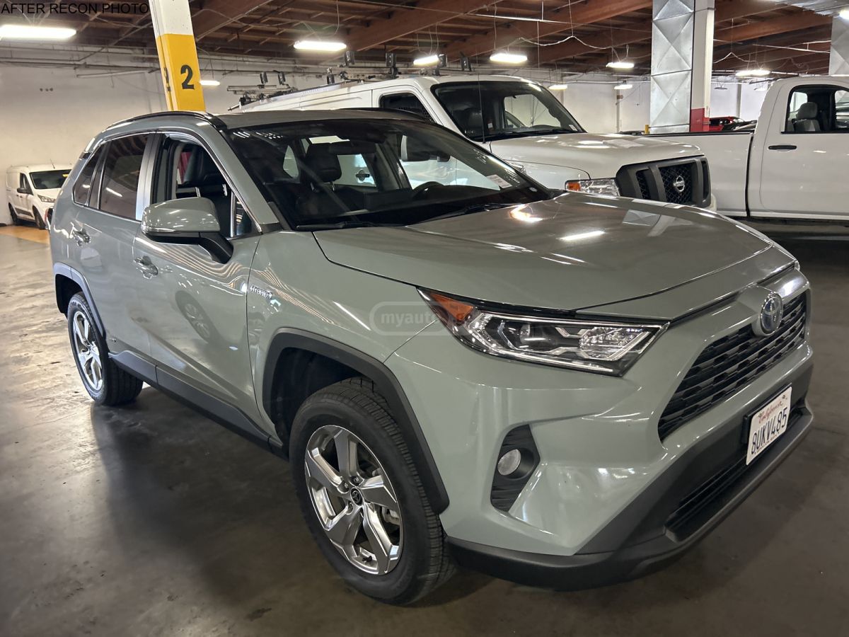 Toyota RAV 4 - фото 1