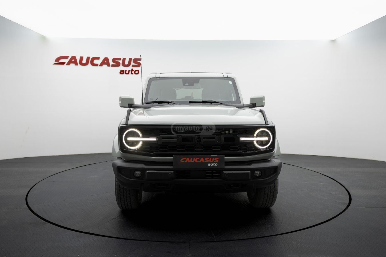 Ford Ford Bronco — миниатюра 2