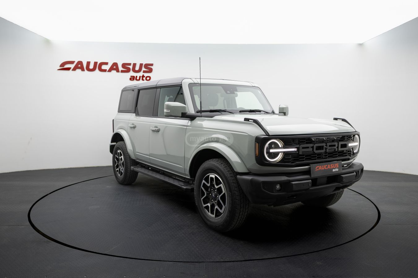 Ford Ford Bronco — миниатюра 3