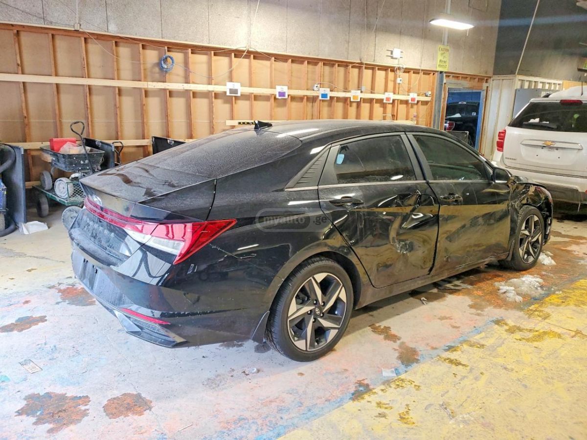 Hyundai Limited 4dr Sedan — миниатюра 3