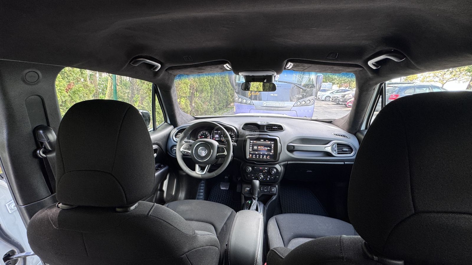 Jeep Renegade - фото 7
