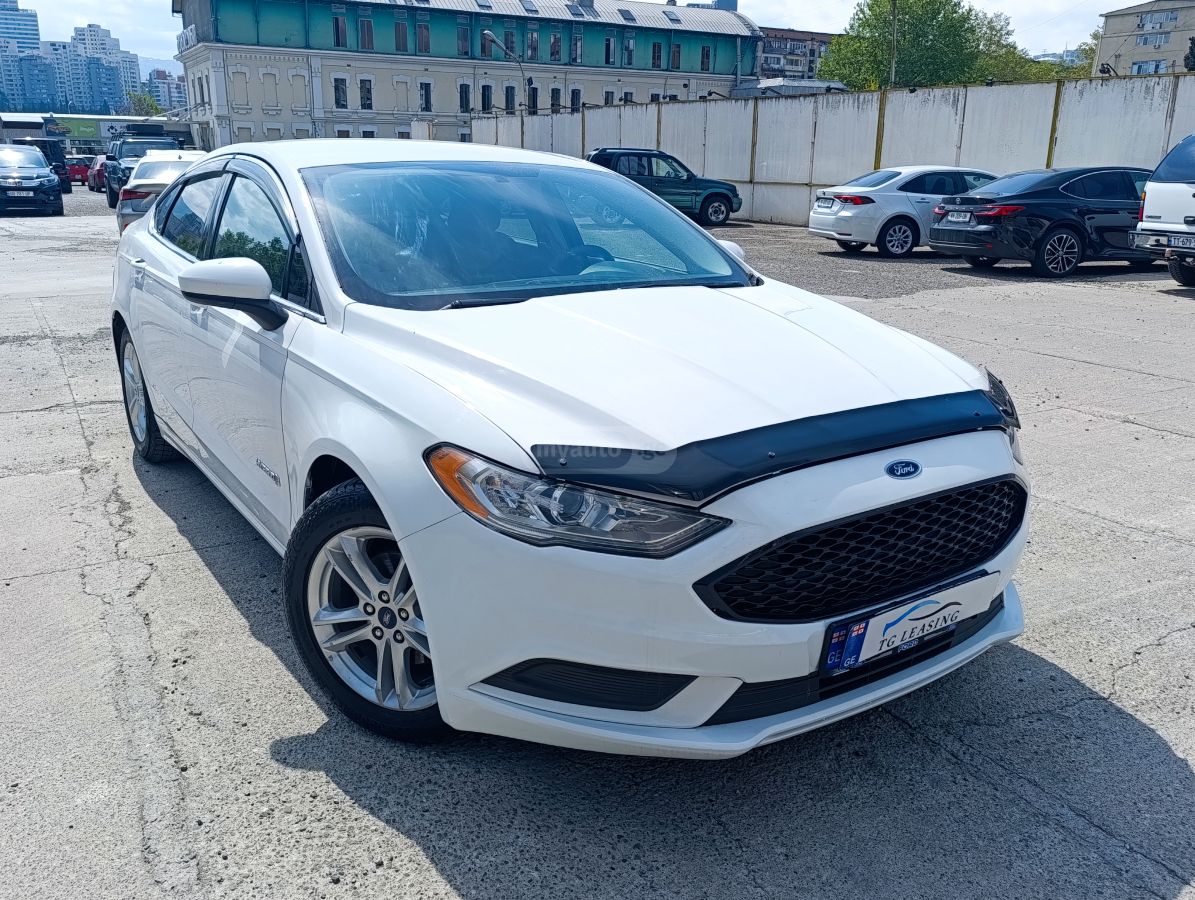 Ford Fusion - фото 2