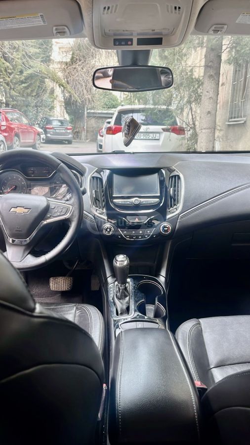 Chevrolet Cruze - фото 3