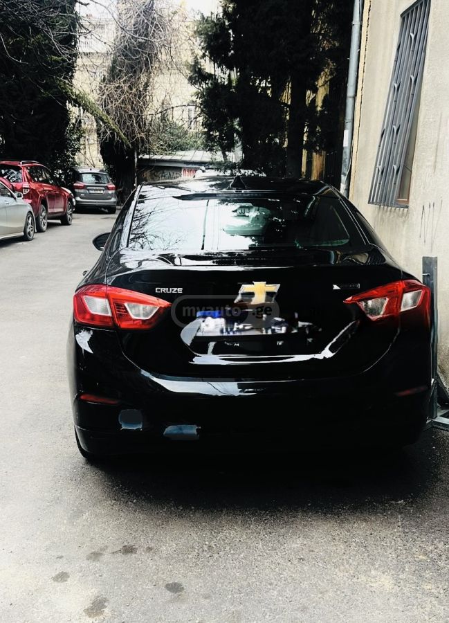 Chevrolet Cruze - фото 5